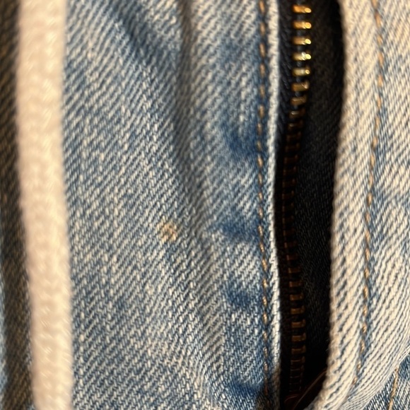 LEVI’S Blue Jean Shorts - Picture 7 of 16
